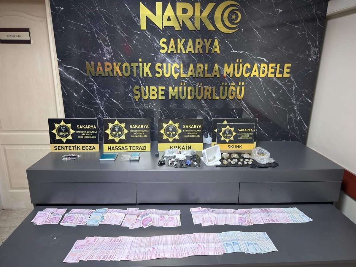 Sakarya’da uyuşturucu operasyonunda 2 şüpheli tutuklandı