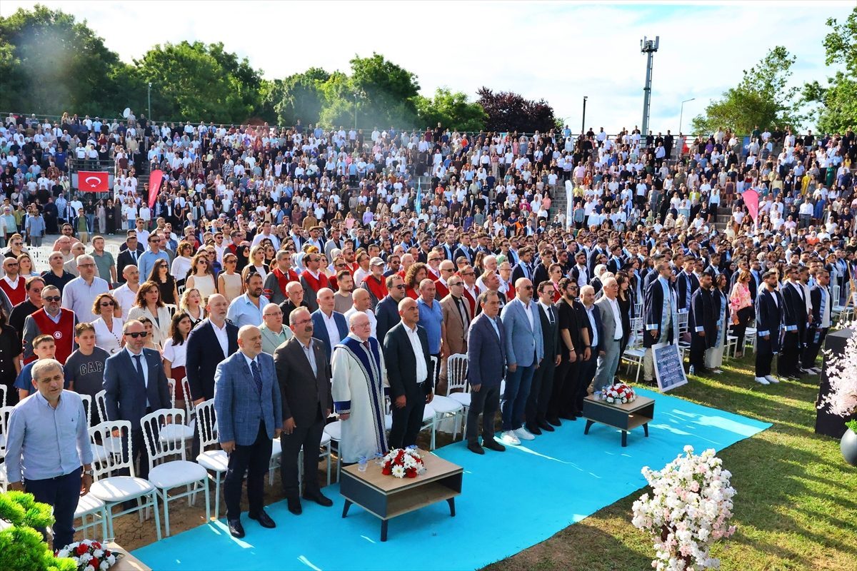 Samsun Üniversitesinden 8. yılında 616 öğrenci mezun oldu