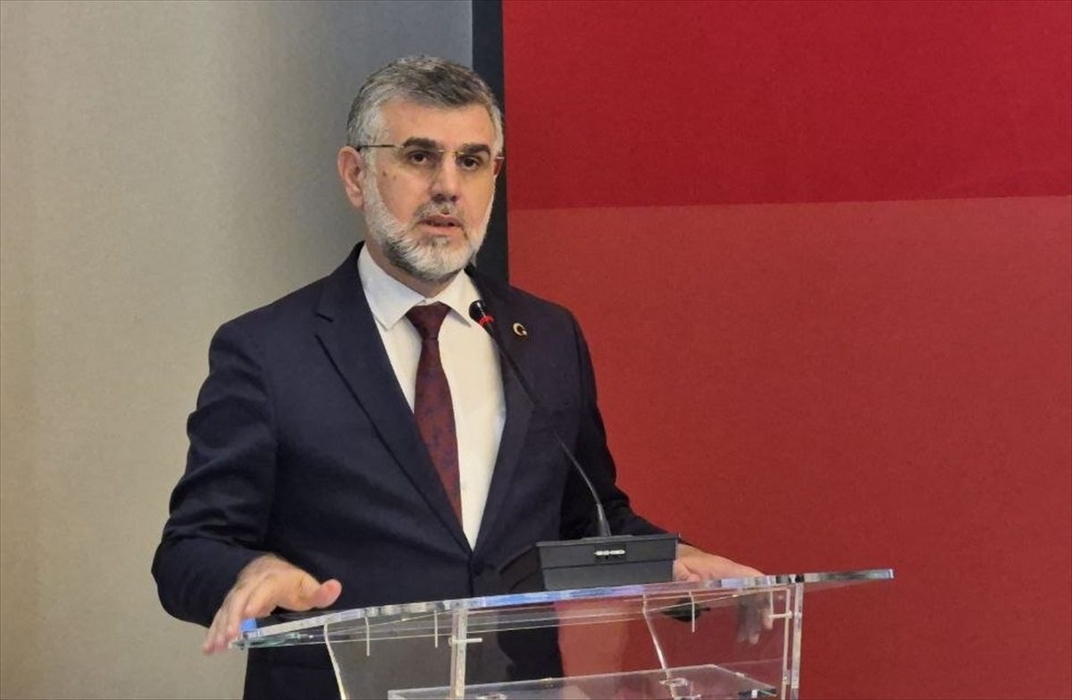 Sanatçı Ubey Talha Akkaya’nın “Yol” sergisi Beyoğlu’nda açıldı