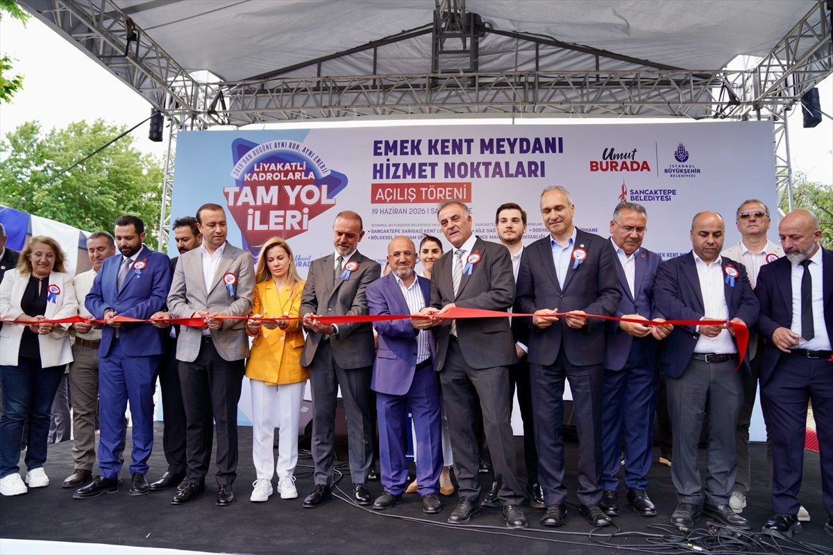 Sancaktepe’de Emek Kent Meydanı hizmet noktaları açıldı