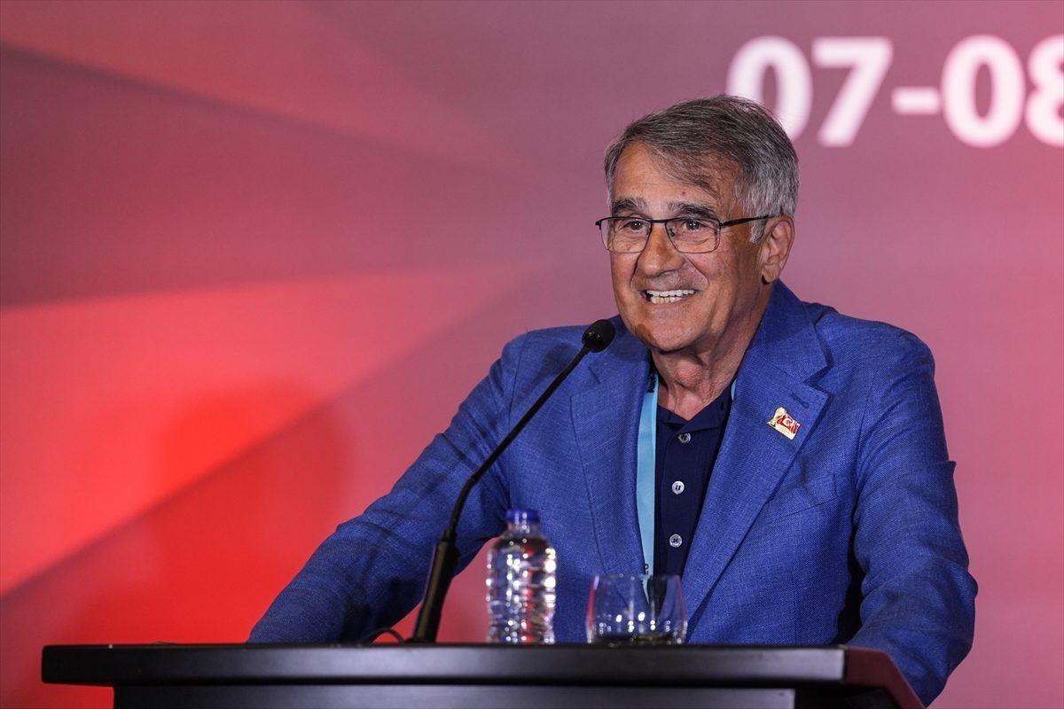 Şenol Güneş, A Milli Futbol Takımı’nın Dünya Kupası’nda başarılı olacağına inanıyor