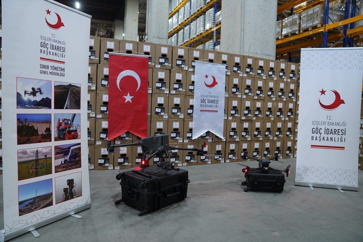 Sınır güvenliği için termal kameralı 391 dron envantere alındı
