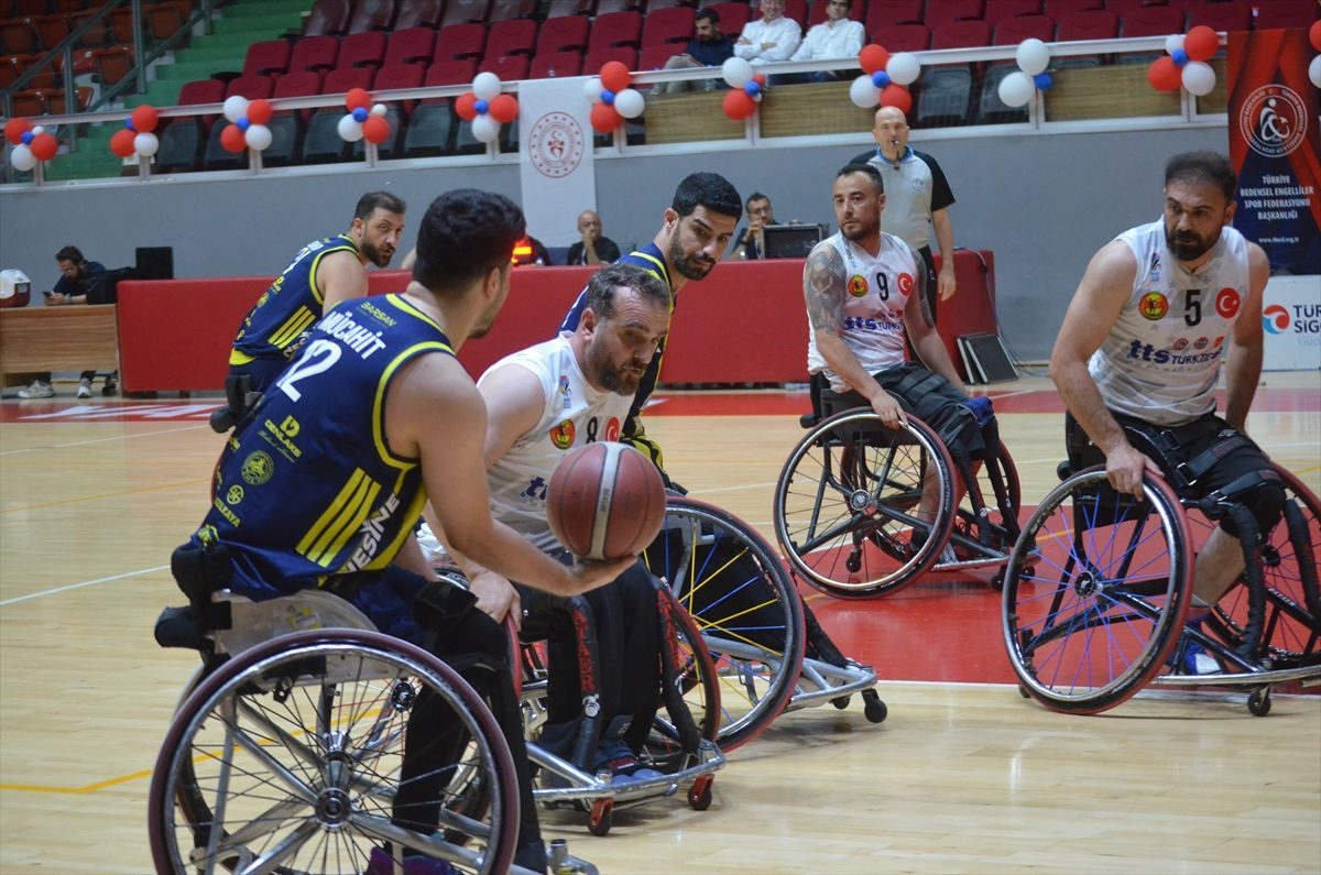 Tekerlekli Sandalye Basketbol Süper Ligi play-off yarı final
