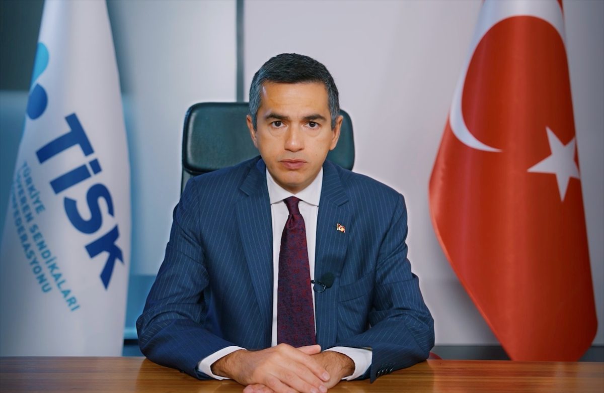TİSK Başkanı Akkol, yapay zekanın iş gücüne etkisini değerlendirdi: