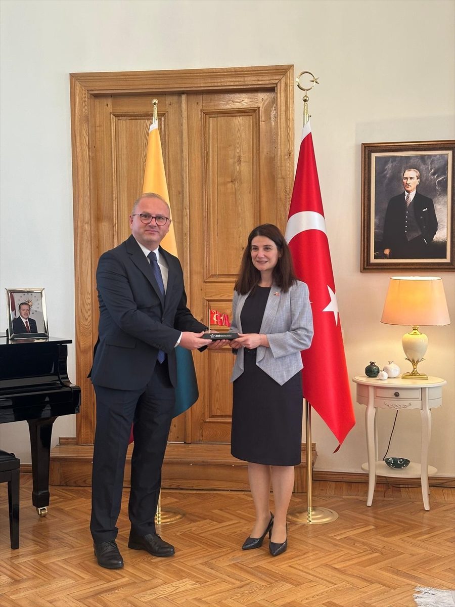 Türk ev ve mutfak eşyası sektör temsilcileri yeni iş birlikleri için Litvanya’da temaslarda bulundu