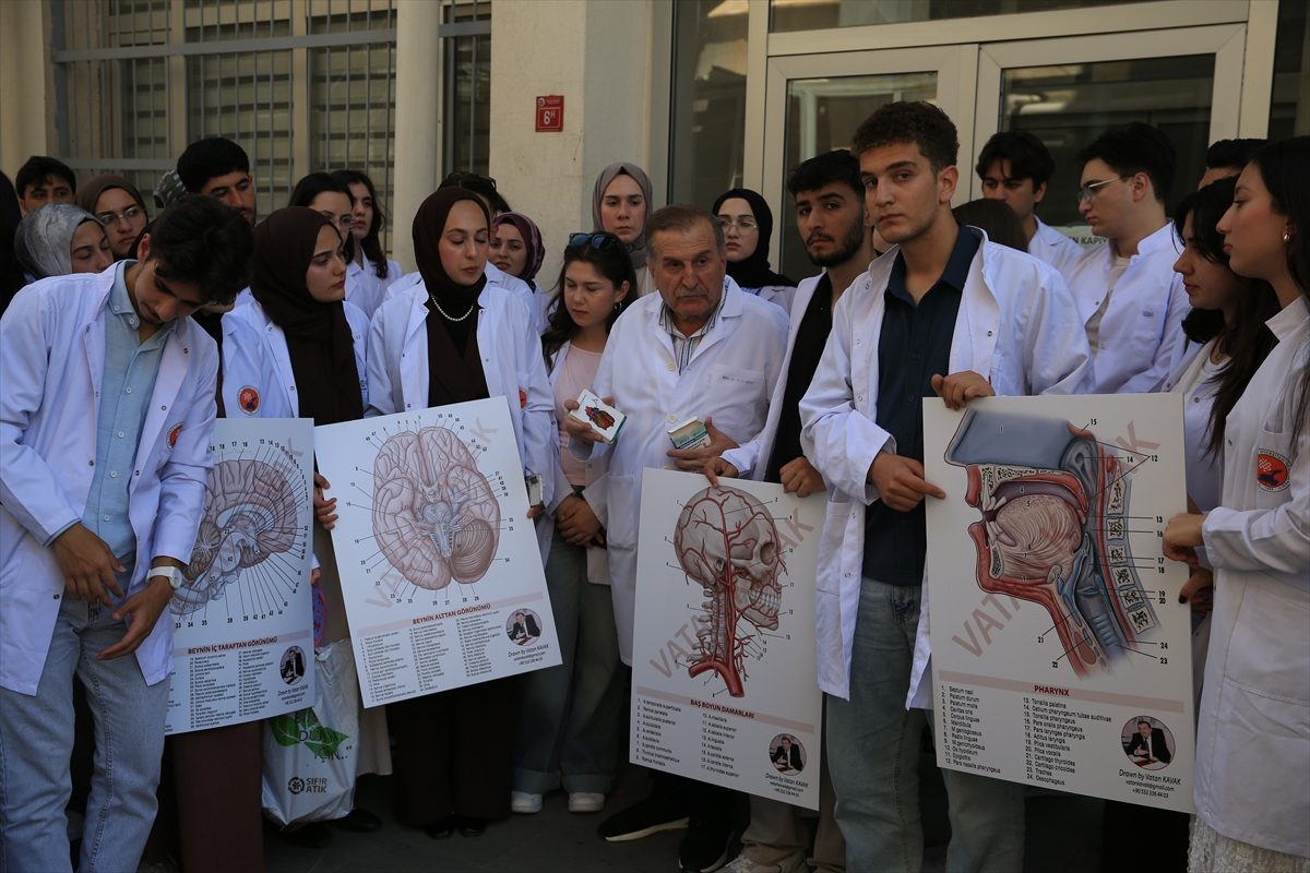 Van’daki tıp fakültesi öğrencileri kadavra üzerinde eğitim görmek için Diyarbakır’a geldi
