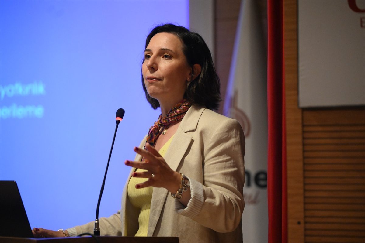 Yalnızlık Alzheimer riskini artırıyor