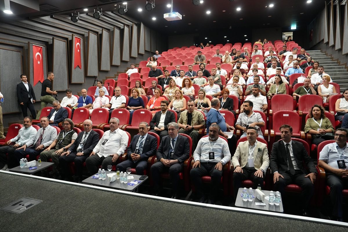 Yalova’da “Peyzaj ve Süs Bitkilerinde Yeni Nesil Vizyon Forumu 2050” düzenlendi
