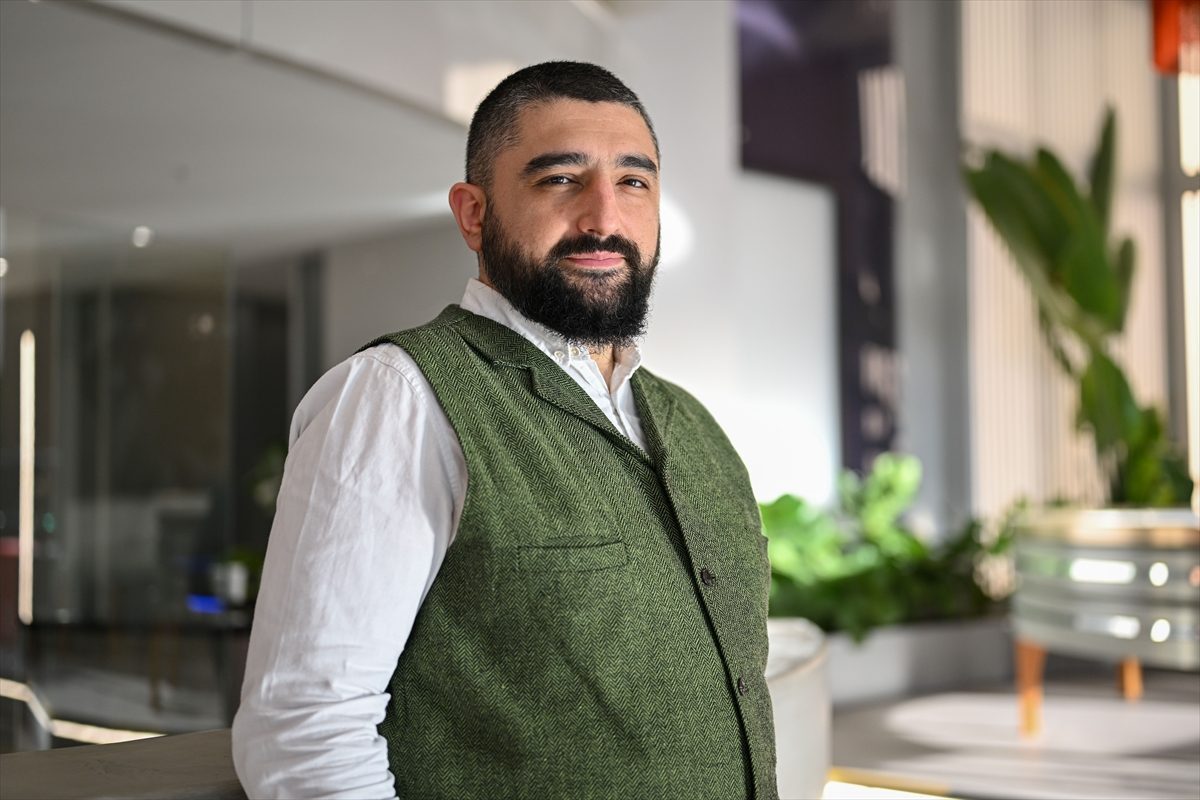 Yazar Melih Tuğtağ, Türkiye’de çocuk edebiyatına ilişkin değerlendirmelerde bulundu:
