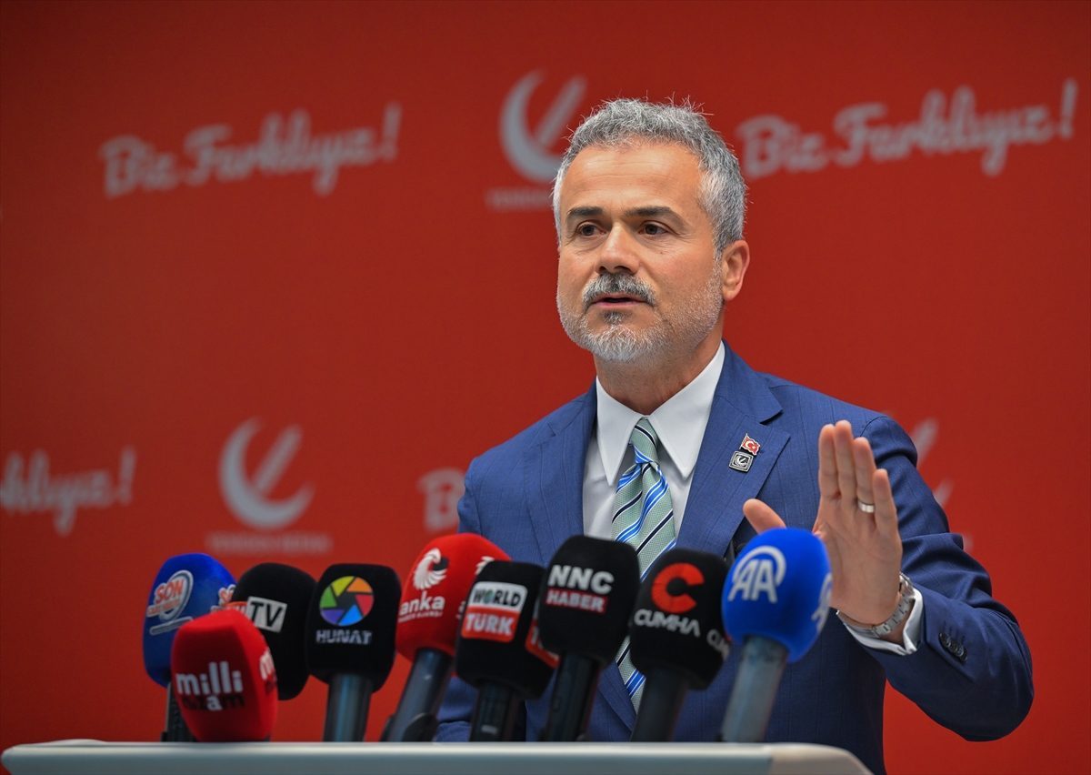 Yeniden Refah Partisi Genel Başkan Yardımcısı Kılıç, basın toplantısı düzenledi: