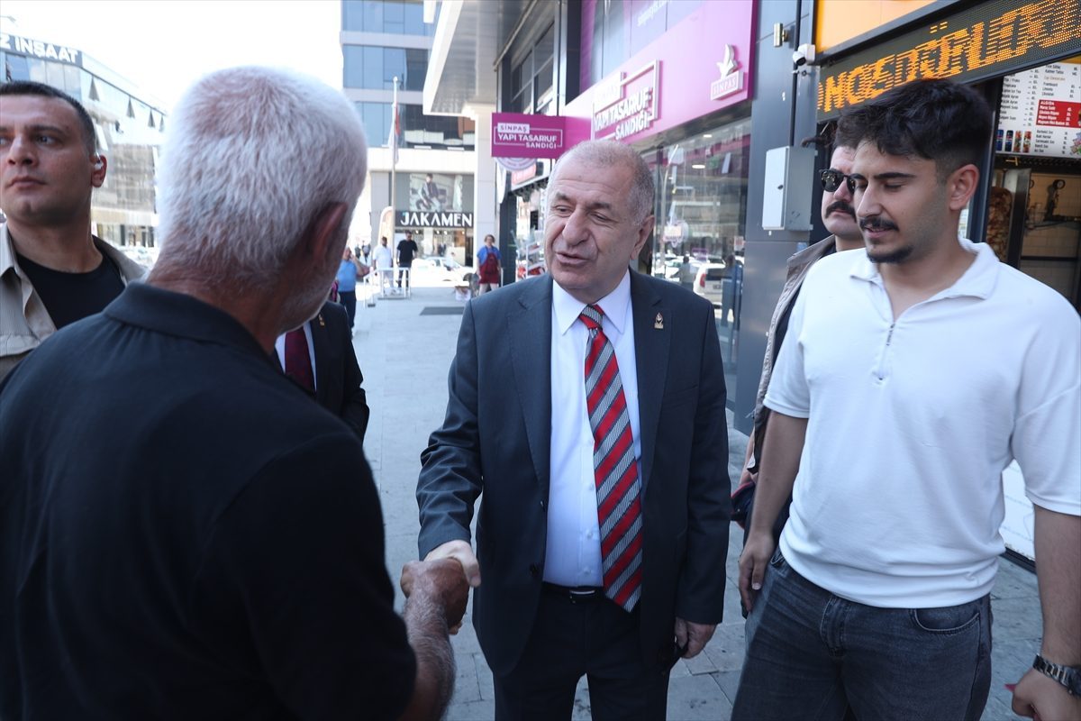 Zafer Partisi Genel Başkanı Özdağ, Erzincan’da ziyaretlerde bulundu