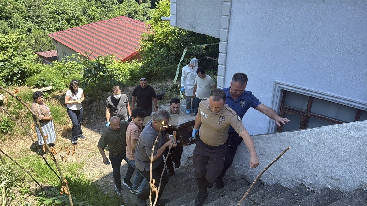 Zonguldak’ta kendisinden haber alınamayan sağlık merkezi çalışanı evinde ölü bulundu