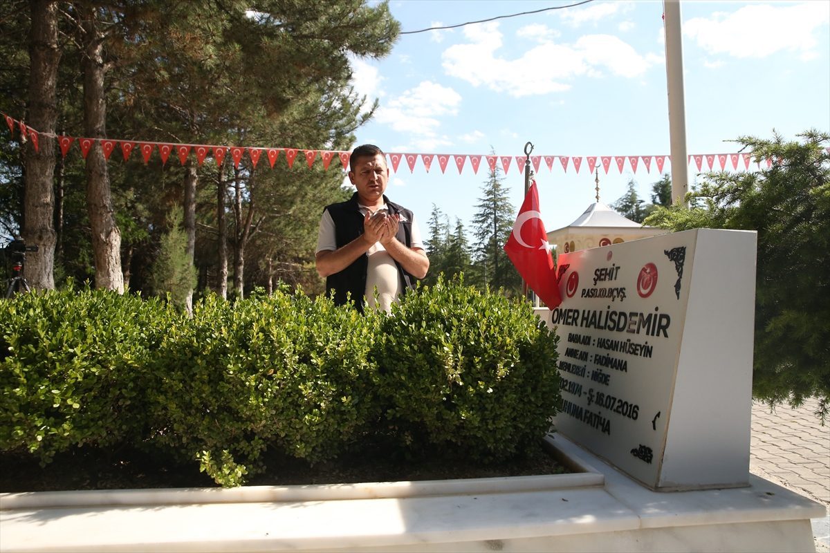 15 TEMMUZ DEMOKRASİ ZAFERİNİN 10. YILI – 15 Temmuz kahramanı şehit Halisdemir’in anıları memleketindeki kültür merkezinde yaşatılıyor