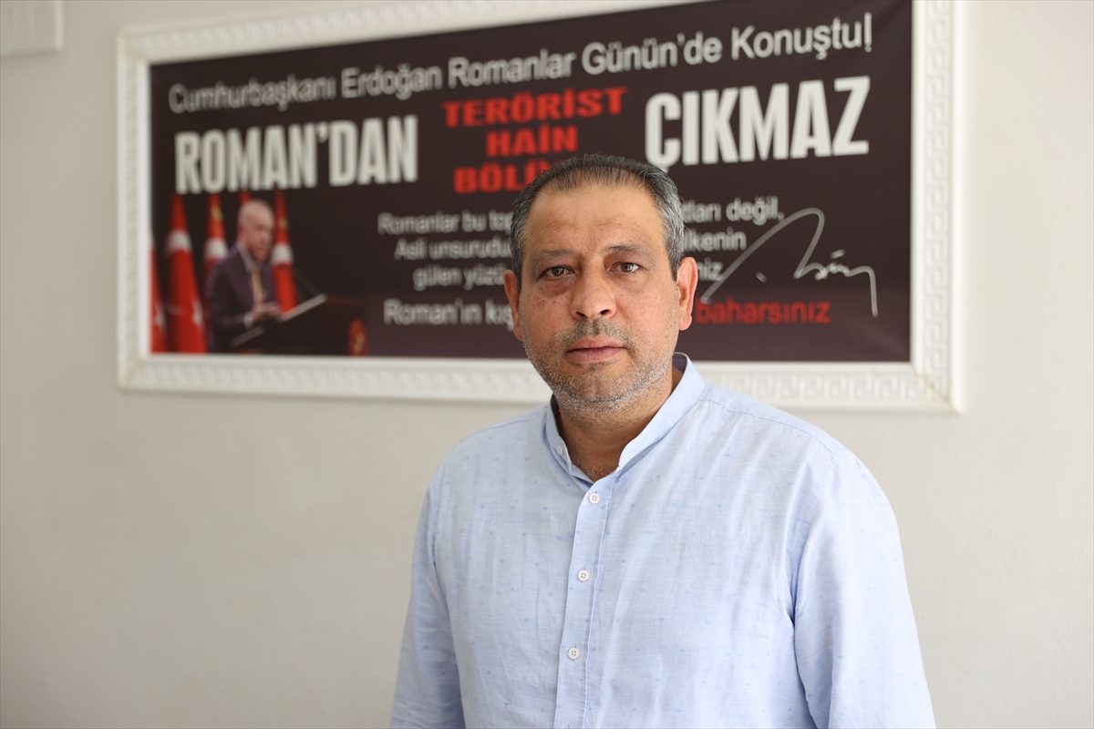 15 TEMMUZ DEMOKRASİ ZAFERİNİN 10. YILI – Askeri birlikleri durduran Romanlar, 15 Temmuz direnişinin gururunu yaşıyor