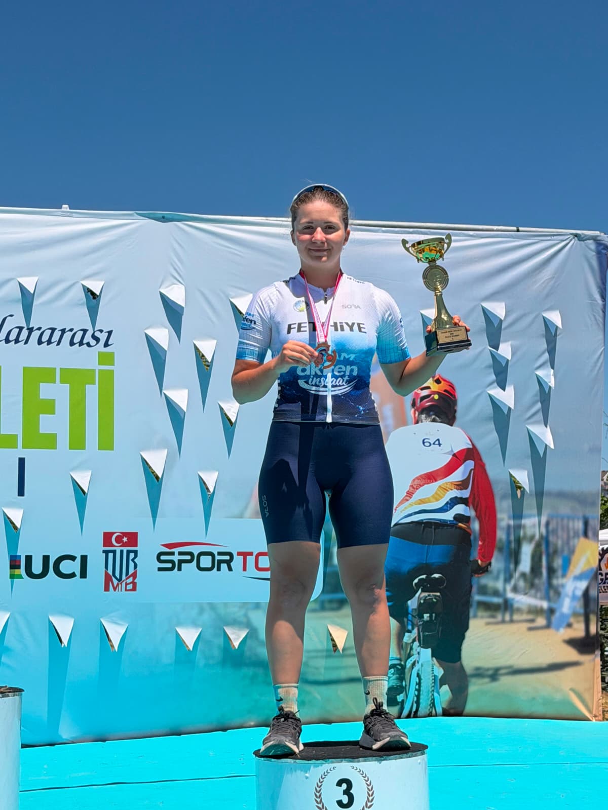 Milli dağ bisikletçisi Ekin Ereke’den Uluslararası Gebze MTB Cup’ta çifte podyum