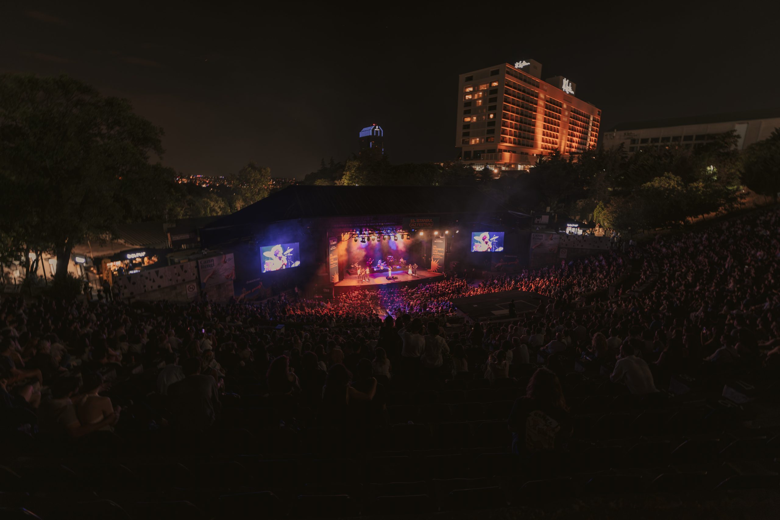 İstanbul Caz Festivali’nde Thee Sacred Souls Gecesi Sail Loft Vakkorama Galataport’a taşındı