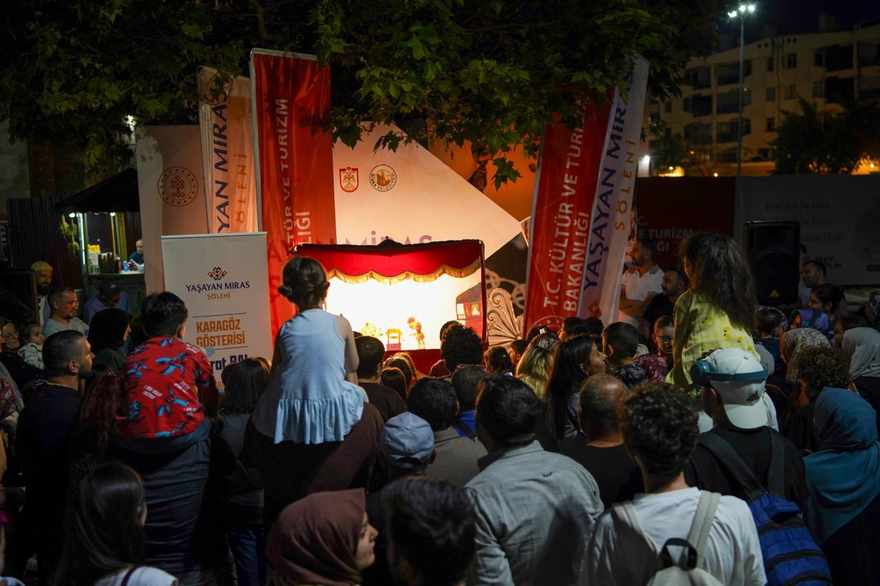 Sanatseverlerin yoğun ilgi gösterdiği Sivas Yaşayan Miras Şöleni sona erdi
