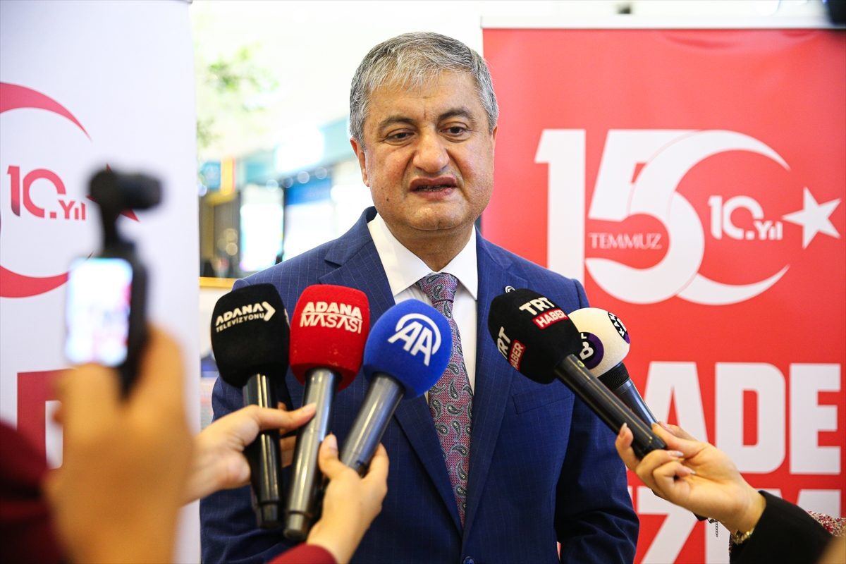 Adana’da “15 Temmuz Fotoğraf Sergisi” açıldı