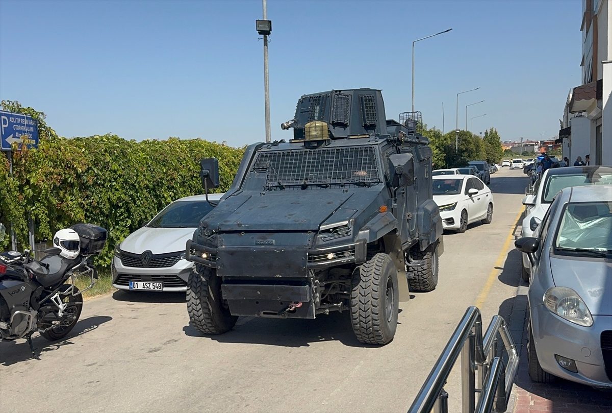 Adana’da bir kişiyi kazara vurarak öldürdüğü öne sürülen zanlı tutuklandı