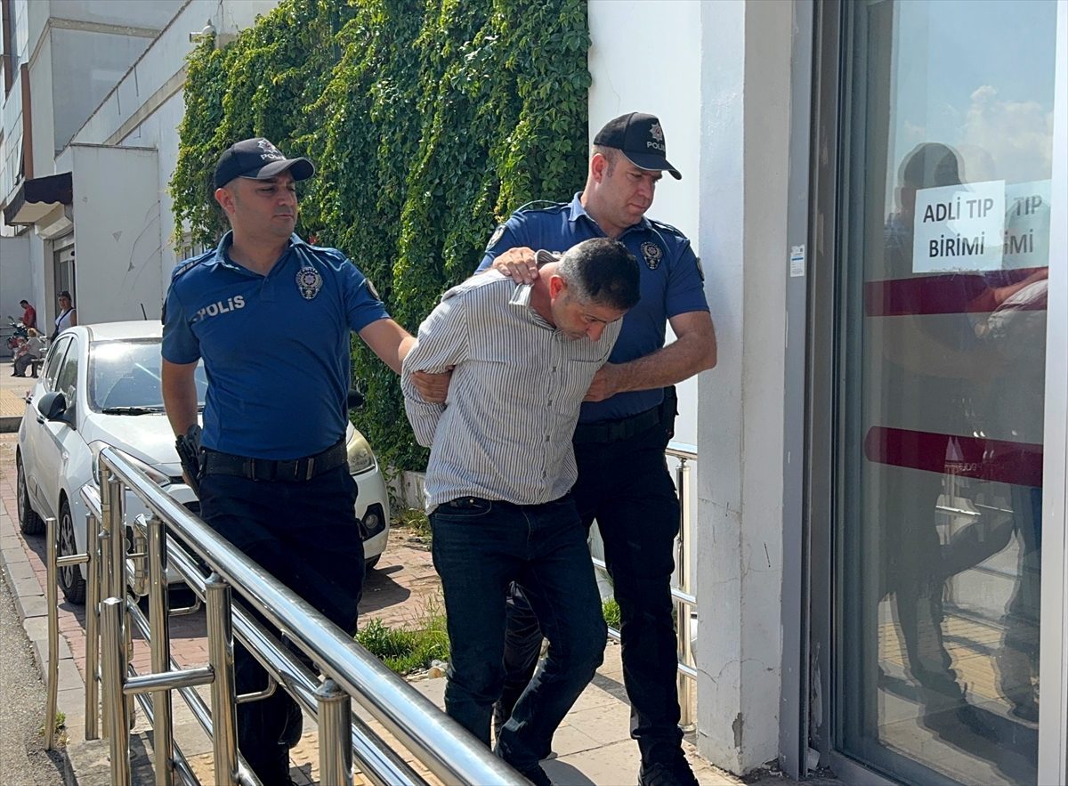Adana’da minibüsüyle çarptığı yayanın ölümüne neden olan sürücü tutuklandı