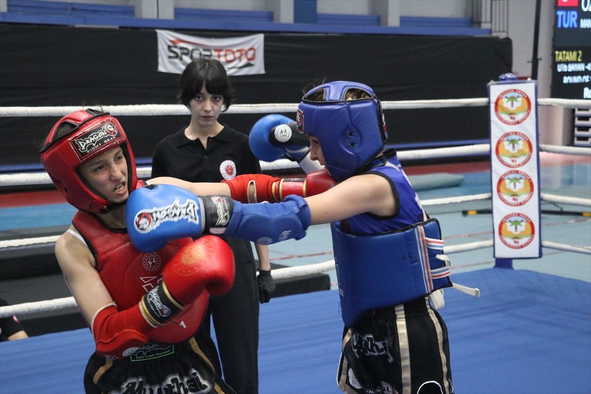 Adana’da Türkiye Gençler Muaythai Şampiyonası başladı