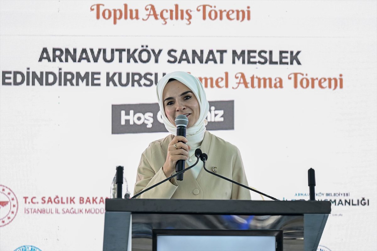 Aile ve Sosyal Hizmetler Bakanı Göktaş, Arnavutköy’deki toplu açılış ve temel atma töreninde konuştu: