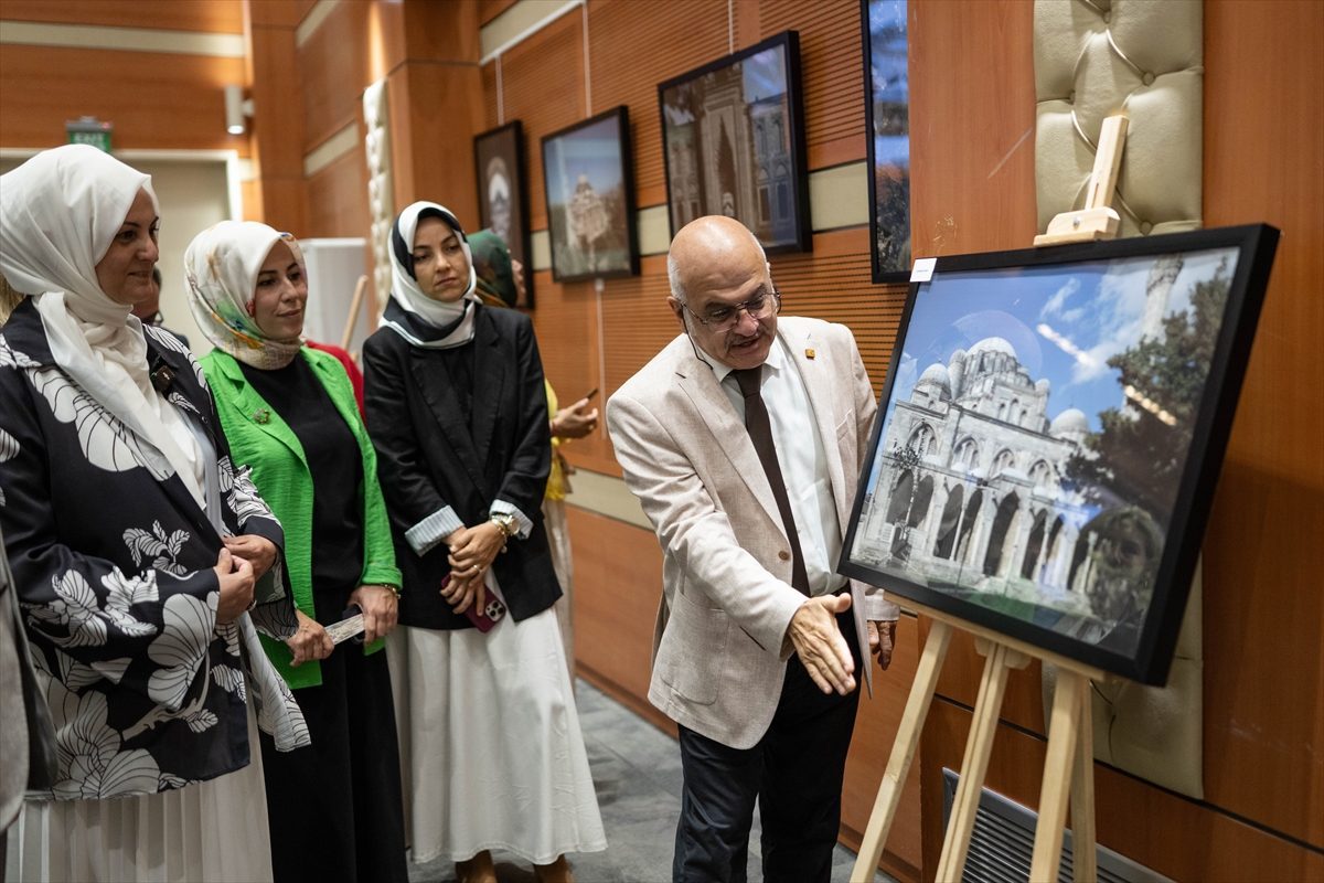 AK Parti İstanbul İl Başkanlığı’nda “Mimar Sinan’ın İstanbul’u” fotoğraf sergisi açıldı