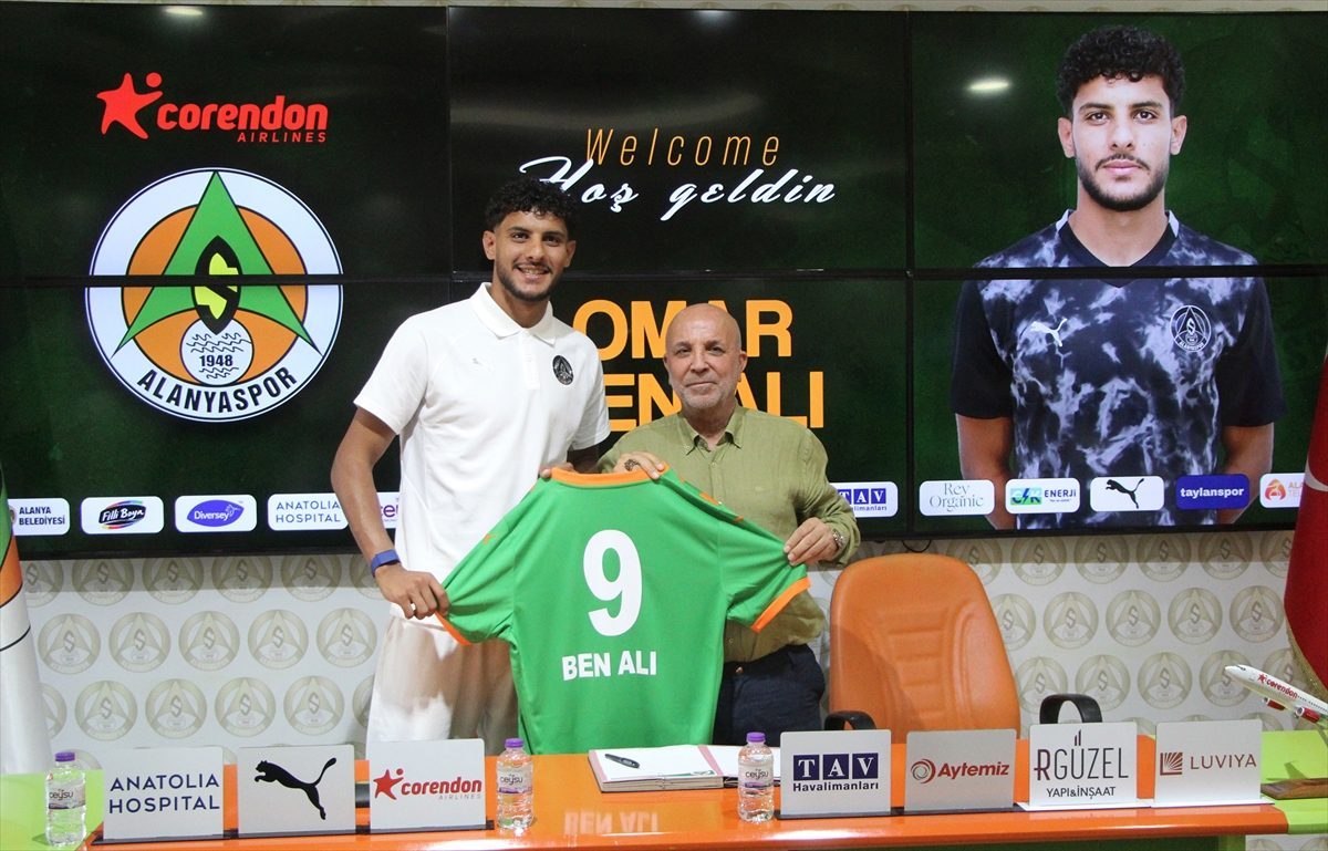 Alanyaspor, Tunuslu forvet Omar Ben Ali ile 4 yıllık sözleşme imzaladı