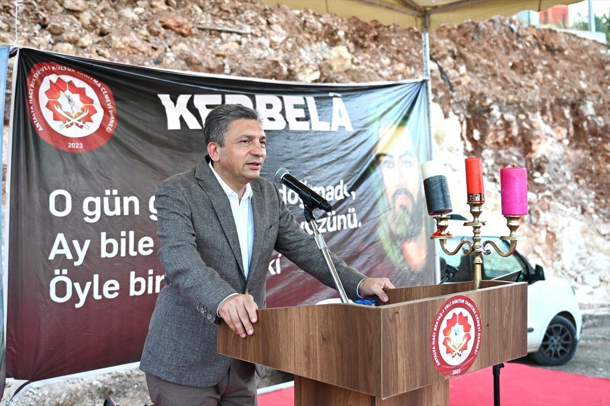 Antalya’da aşure lokması programı düzenlendi
