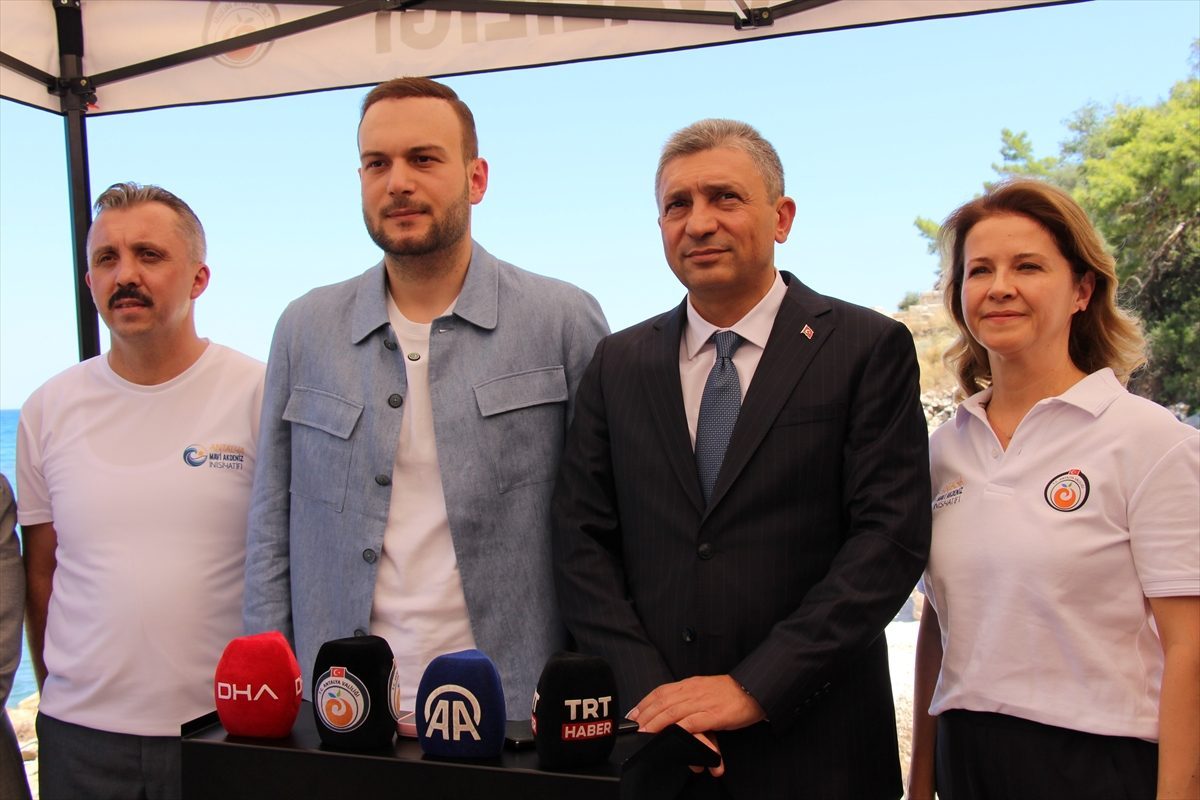 Antalya’da “Geleceğe İz Bırak-Plastik Temmuz Buluşması” programı yapıldı
