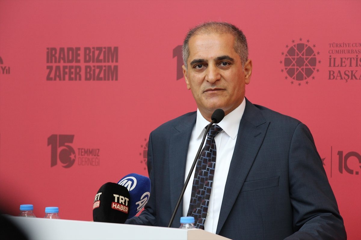 Antalya’da “Hafıza ve Hatıra: 15 Temmuz Fotoğraf Sergisi” açıldı