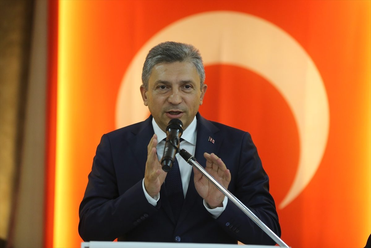 Antalya’da vakıf geleneği kapsamında 39 çocuk sünnet ettirildi