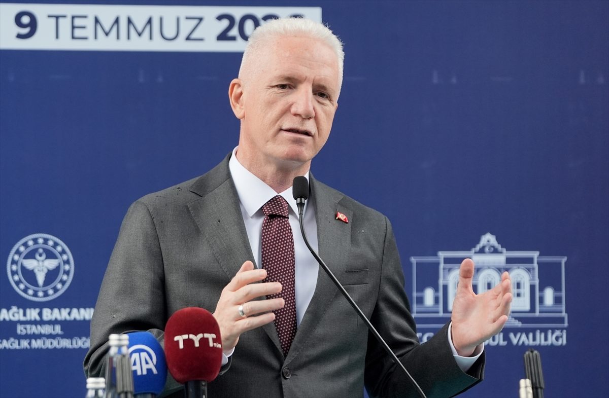 Arnavutköy’de Durusu Şehit Polis Ayhan Ölçer Aile Sağlığı Merkezi açıldı