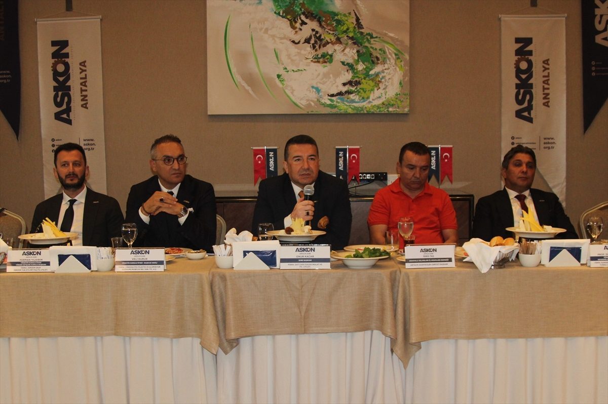 ASKON Antalya Şube Başkanı Kacar yeni yönetimle ilk hedeflerinin yapay zeka zirvesi olduğunu bildirdi