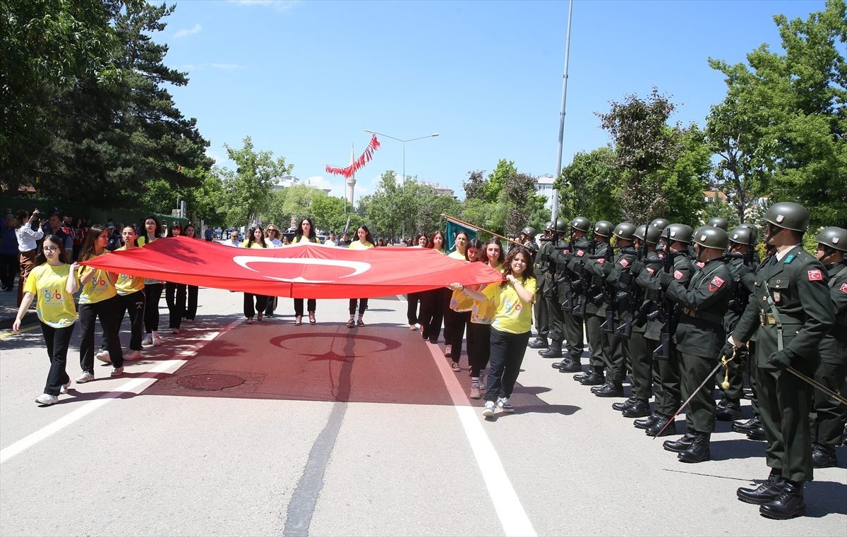 Atatürk’ün Erzurum’a gelişinin 107. yıl dönümü törenle kutlandı