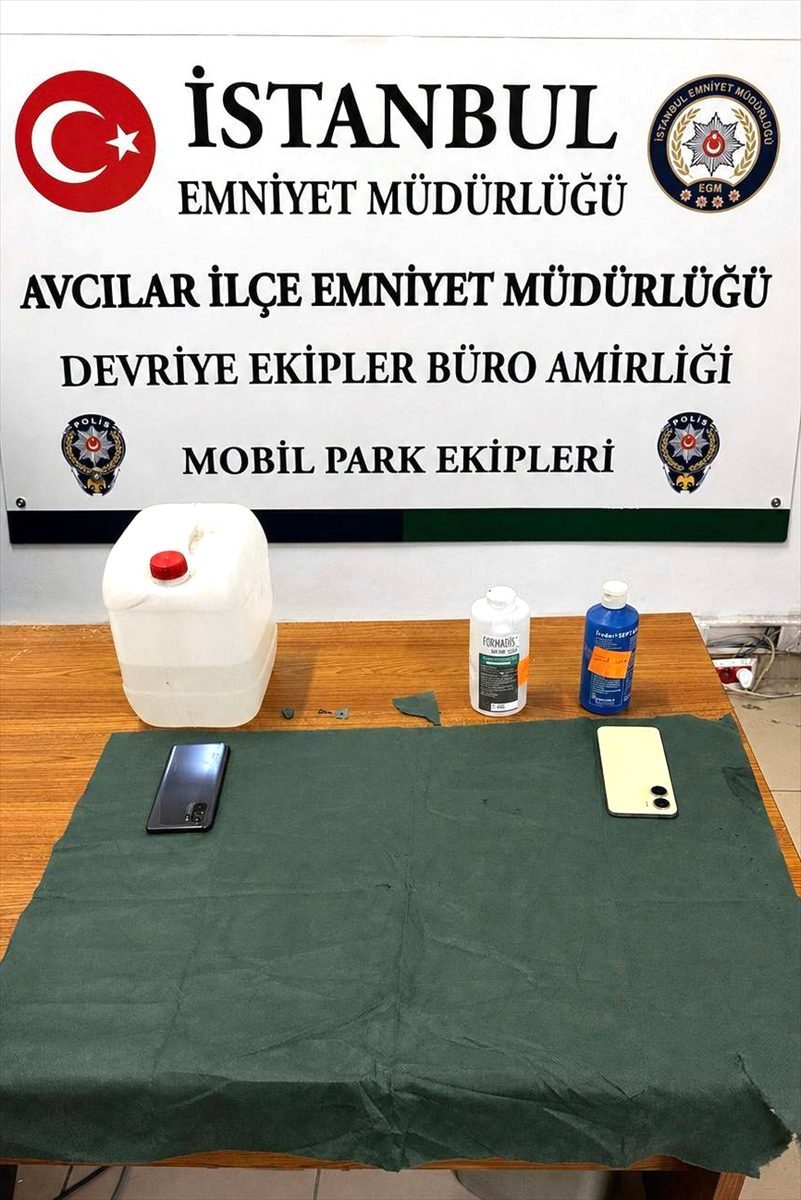 Avcılar’da hırsızlık şüphelilerinin yakalandığı adreste uyuşturucu madde bulundu