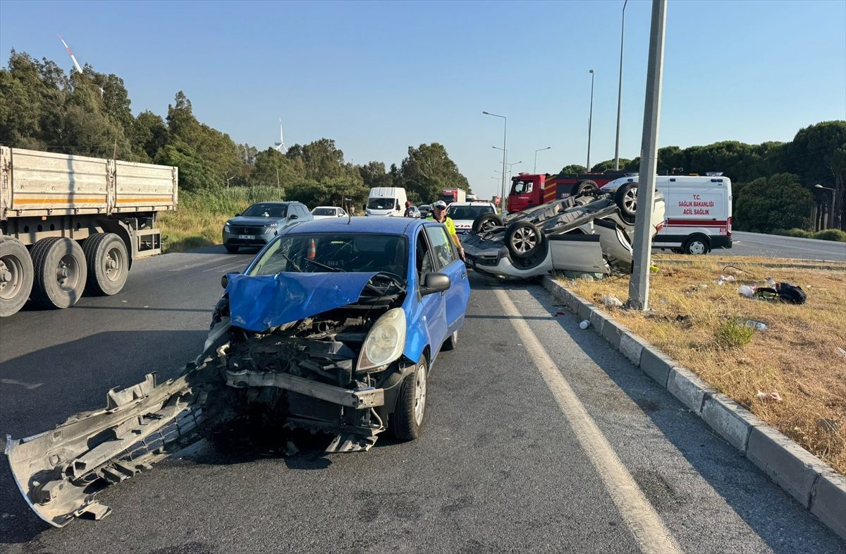 Aydın’da iki otomobilin çarpışması sonucu 4 kişi yaralandı