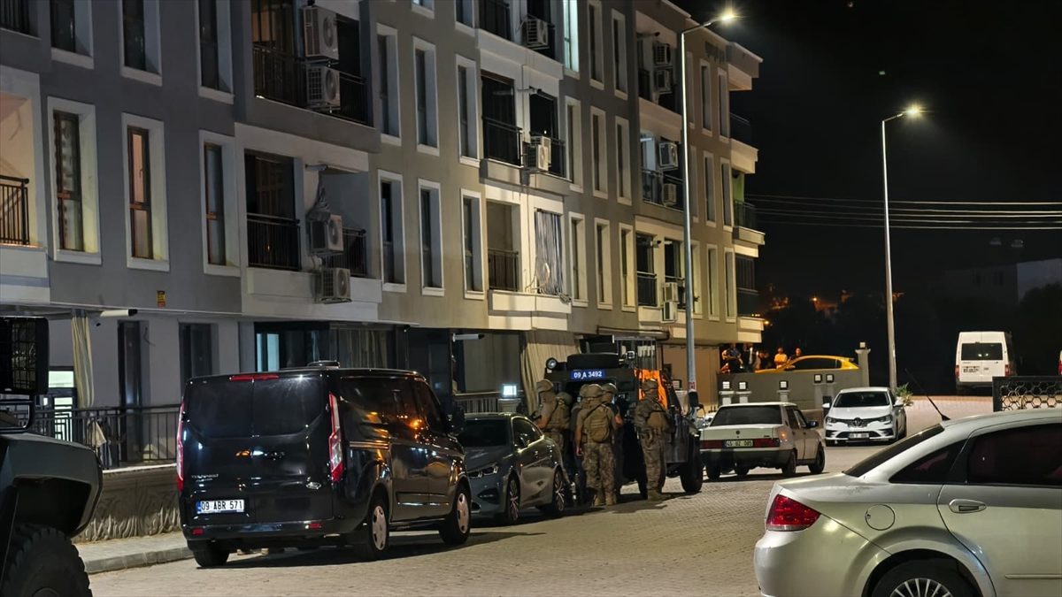 Aydın’da pencereden tüfekle rastgele ateş açan şüpheli gözaltına alındı