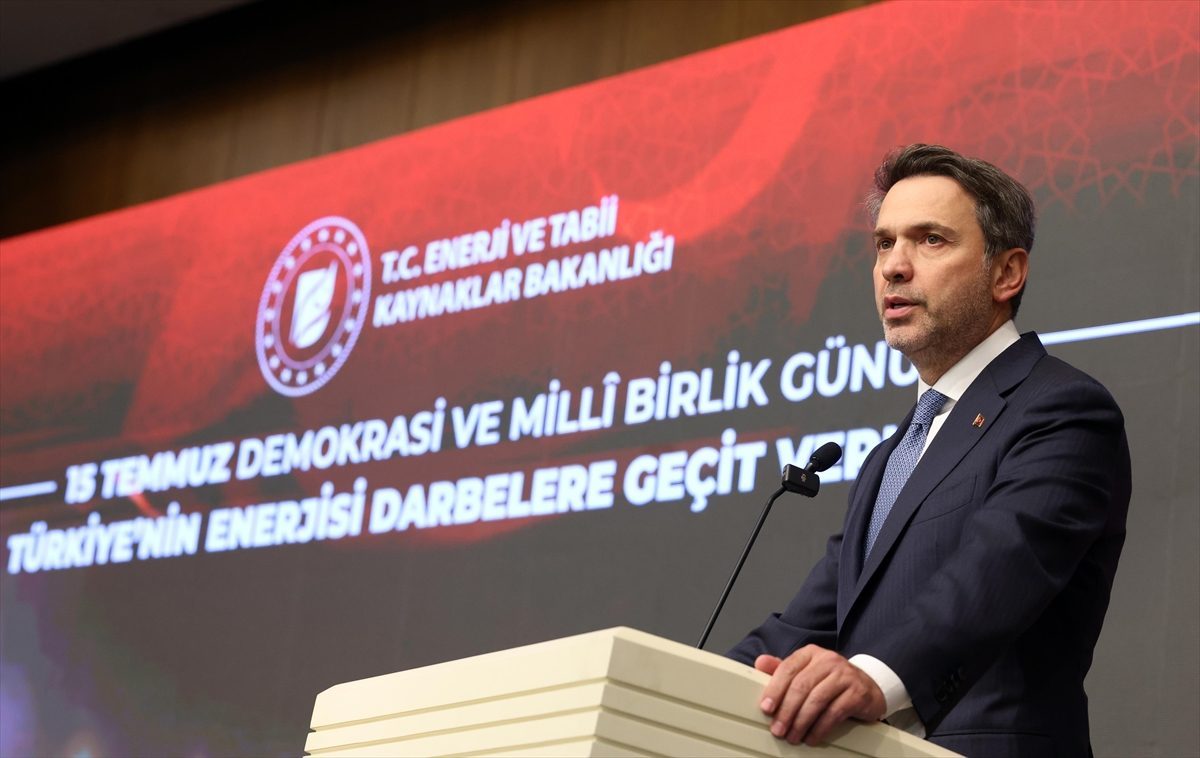 Bakan Bayraktar, 15 Temmuz Demokrasi ve Milli Birlik Günü anma toplantısında konuştu: