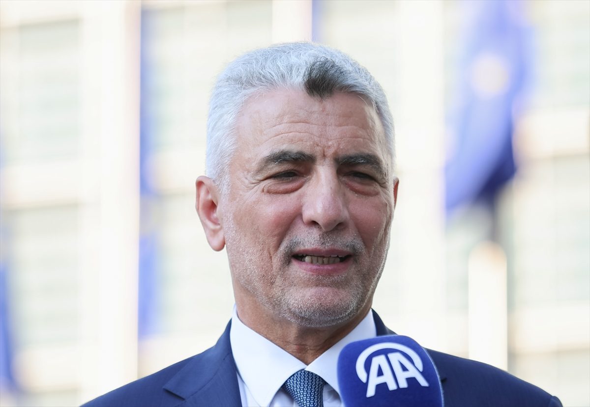 Bakan Bolat, Brüksel’de Türkiye-AB ticaretini korumaya yönelik yoğun diplomasi yürütüyor: