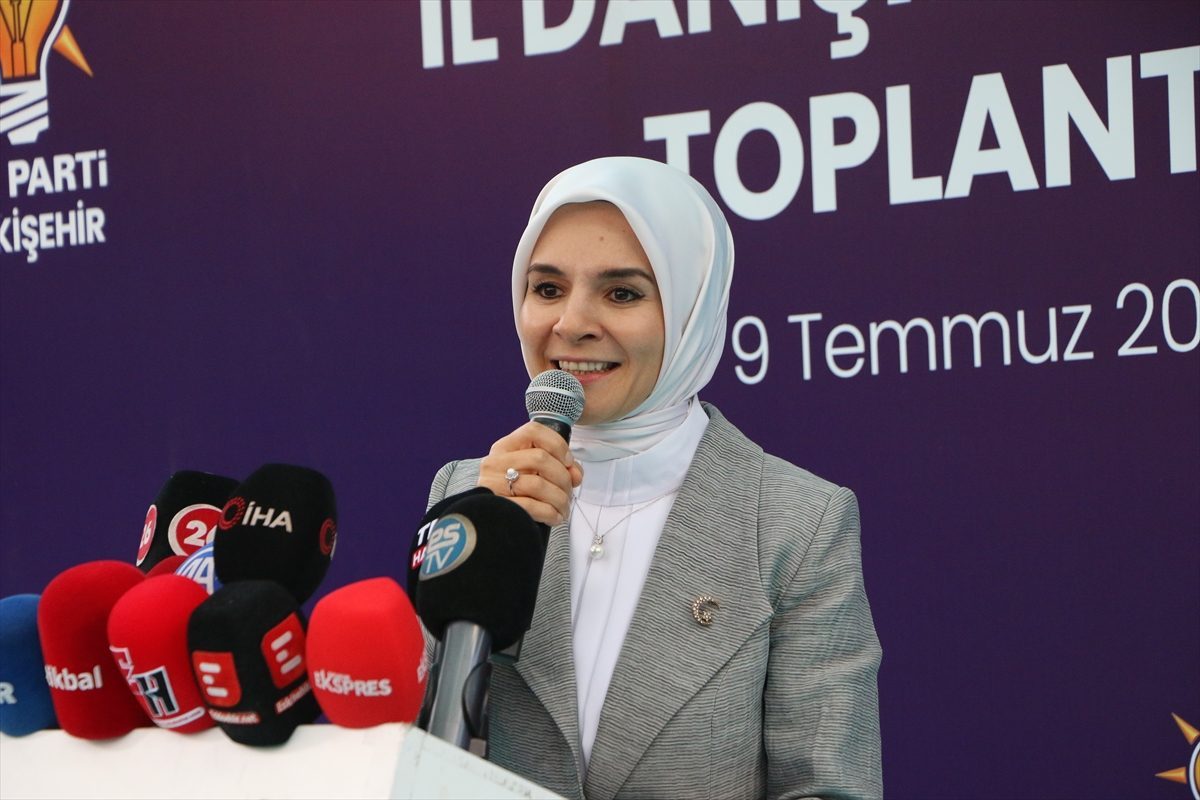 Bakan Göktaş, AK Parti Eskişehir İl Danışma Meclisi Toplantısı’nda konuştu: