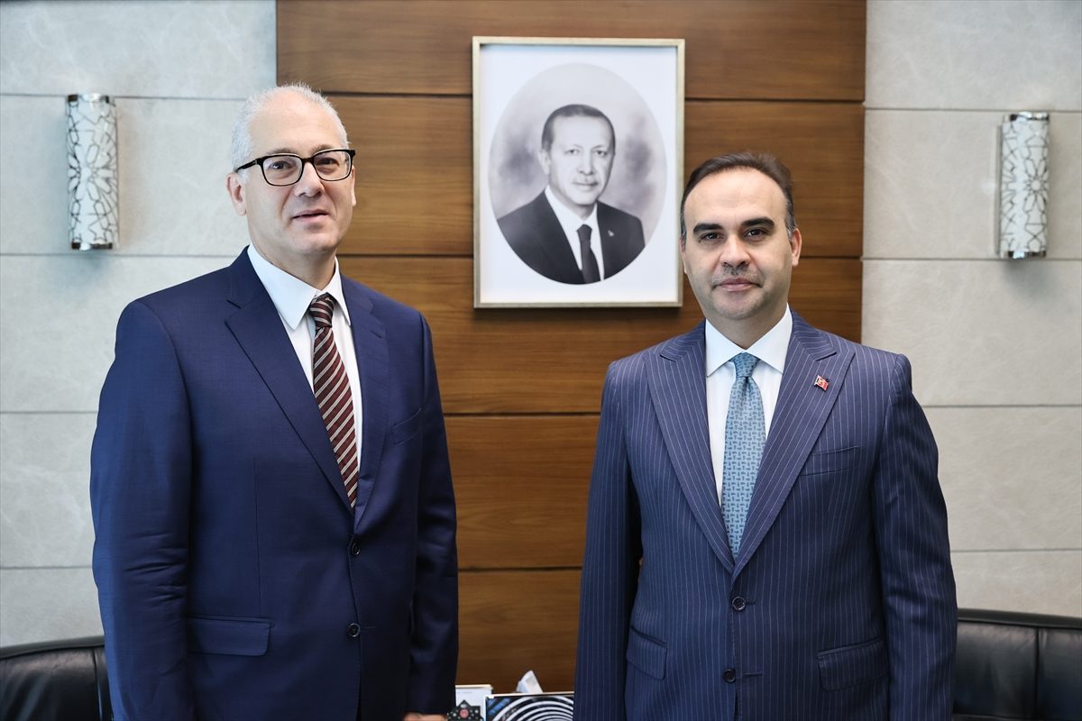 Bakan Kacır 7 ülkenin büyükelçisini kabul etti