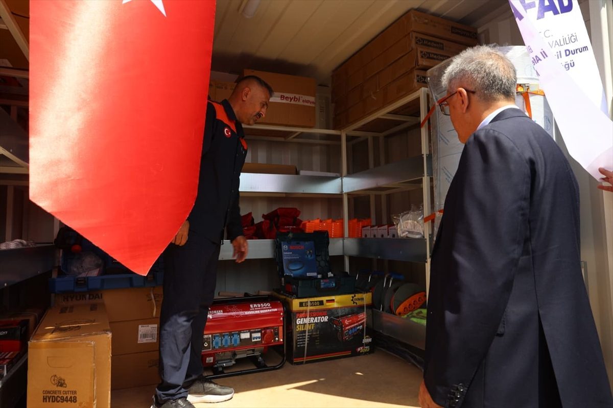 Bingöl’de 4 Afet İstasyonu konteyneri ilgili kurumlara teslim edildi