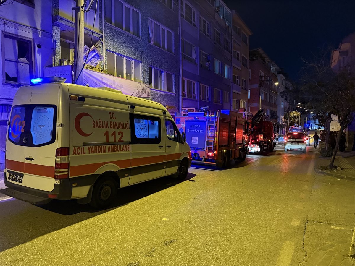 Bursa’da bir evde çıkan yangında 1 kişi hayatını kaybetti