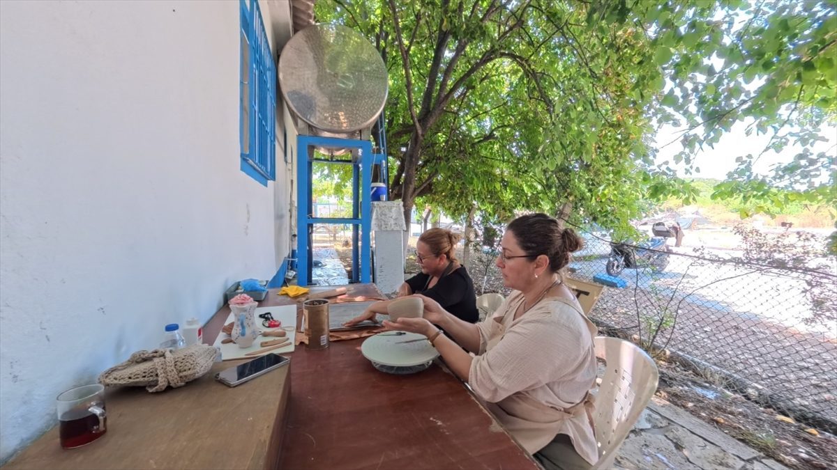 Çanakkale’deki Parion Antik Kenti’nde kazı çalışmaları devam ediyor