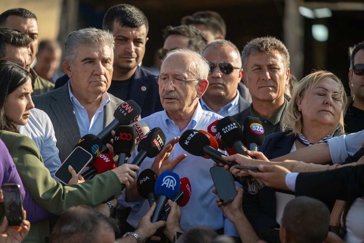 CHP Genel Başkanı Kılıçdaroğlu, mevsimlik tarım işçileriyle bir araya geldi:
