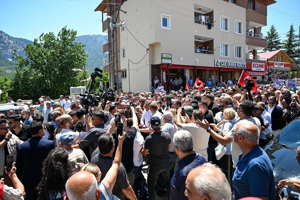 CHP Grup Başkanı Özgür Özel, Adana’da konuştu: