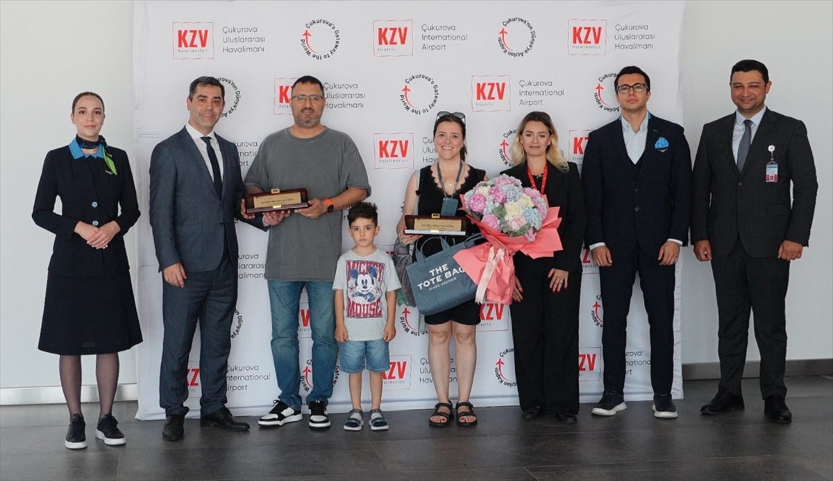 Çukurova Uluslararası Havalimanı’nda 10 milyonuncu yolcu karşılandı