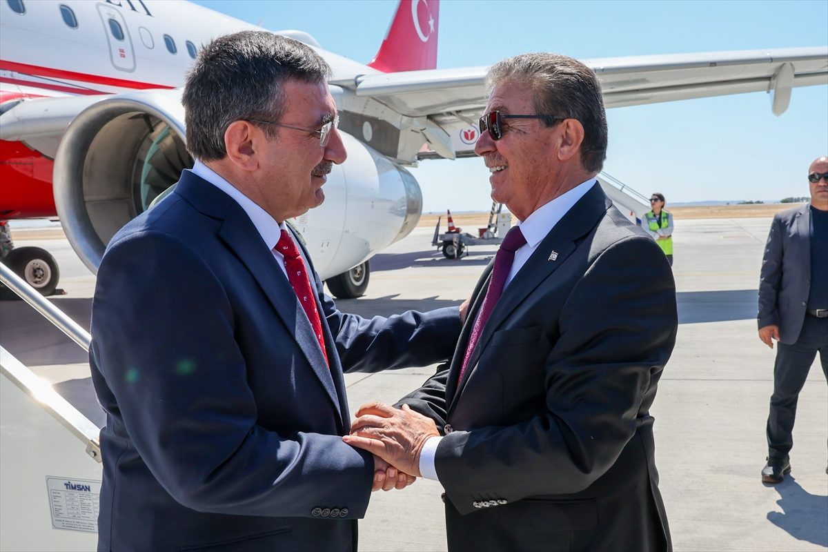 Cumhurbaşkanı Yardımcısı Yılmaz, Ercan Havalimanı’nda açıklamalarda bulundu: