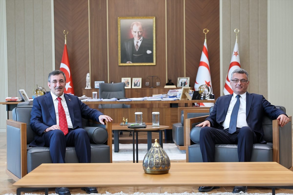Cumhurbaşkanı Yardımcısı Yılmaz, KKTC Cumhurbaşkanı Erhürman ile bir araya geldi: